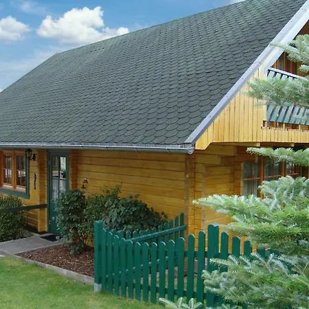 בית נופש Wunderschoenes In Steina Mit Terrasse, Garten Und Grill *